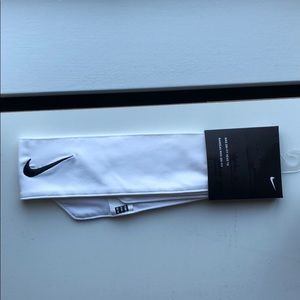 Nike Dri-FIT Head Tie